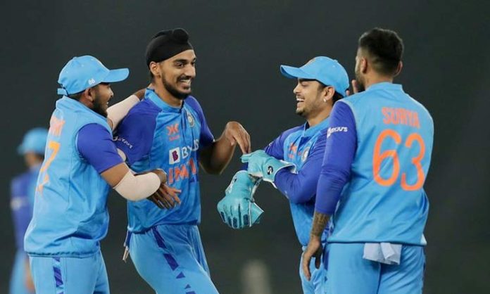 IND vs NZ 3rd T20: NZ Lost 4 wickets at 7 runs