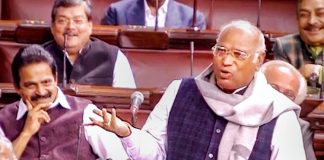 Kharge's criticism of Prime Minister Modi