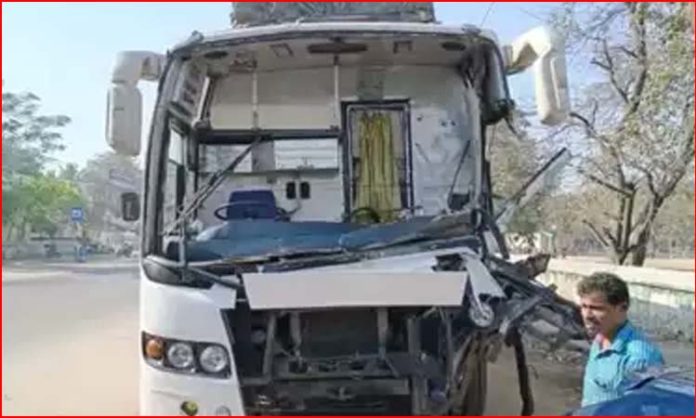 Road accident in krishnagiri tamil nadu
