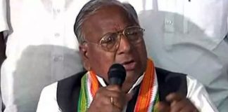 VH Hanumantha Rao fires on Asaduddin Owaisi