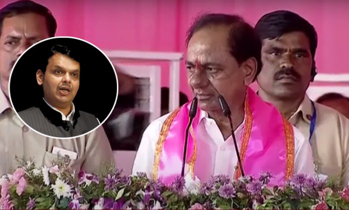 CM KCR Comments on Devendra fadnavis at brs meeting