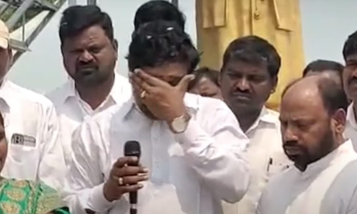 MLA Thatikonda Rajaiah crying in public meeting