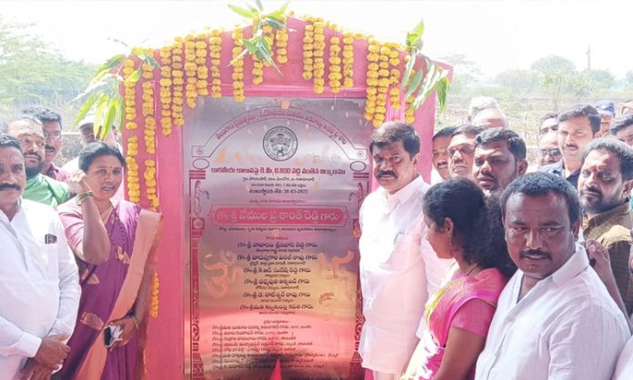 Minister Vemula laid foundation stone for new bridge