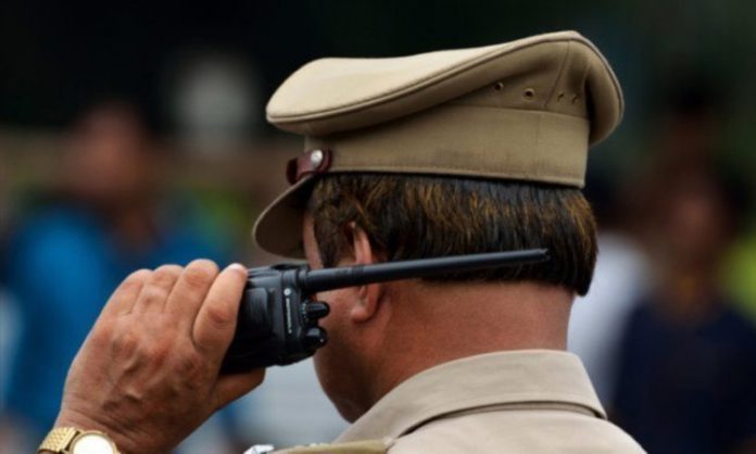 UP Police provide mosquito repellent to woman
