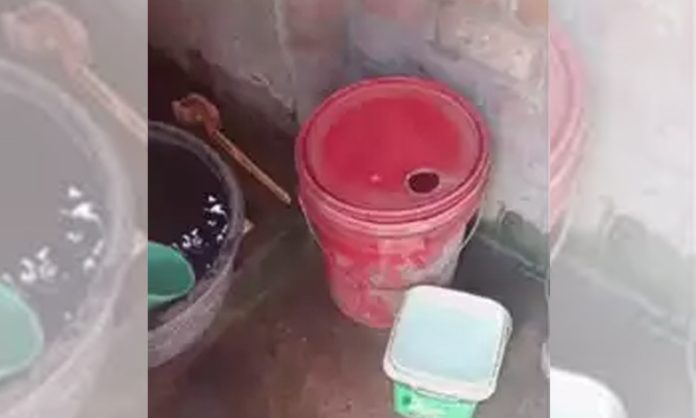 Baby drowns in bucket