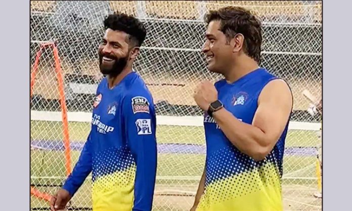 Dhoni and Jadeja are buzzing in the nets