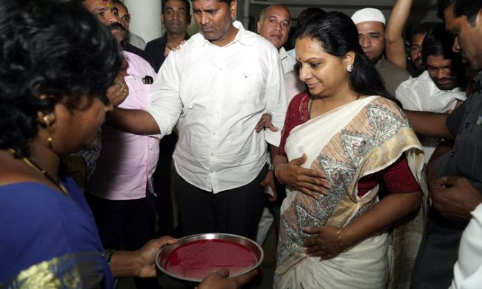 MLC Kavitha return to Hyderabad after ED probe