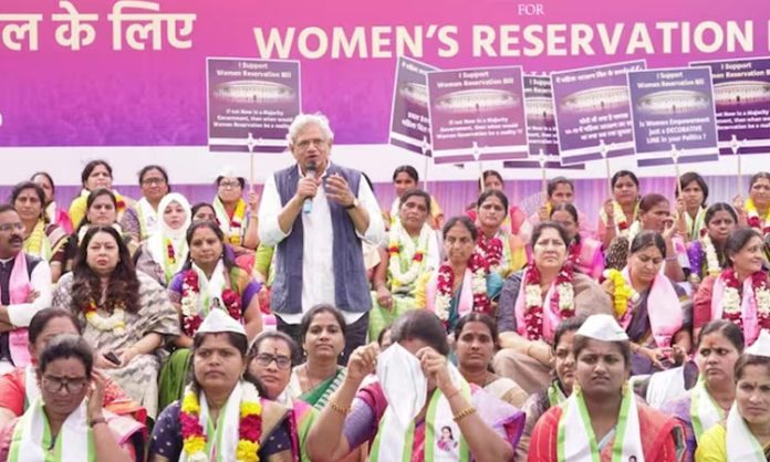 Kavitha strike for women reservation