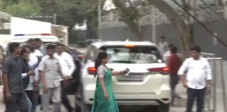 Kavitha reached ed office
