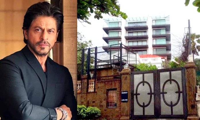 2 men tried to enter into Shahrukh Khan's House
