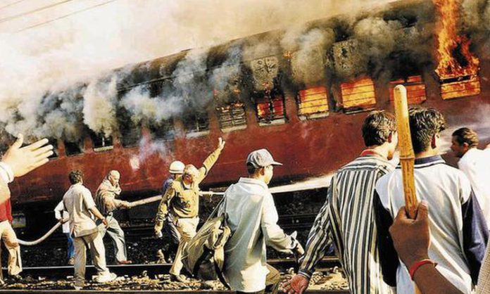 Godhra incident: Supreme Court grants bail to 8 convicts