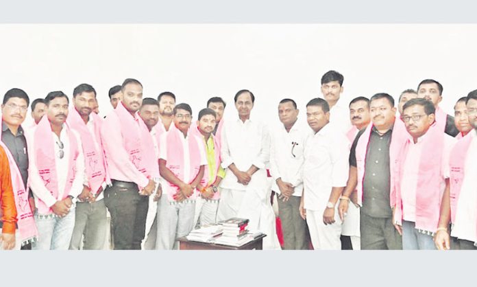 Maharashtra leaders joins in BRS