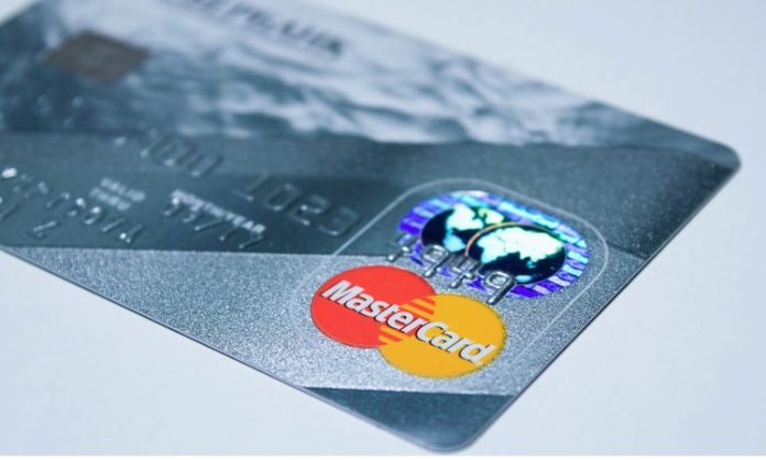 Mastercard hands with M1xchange