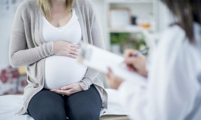 Pregnancy complications with colon cancer