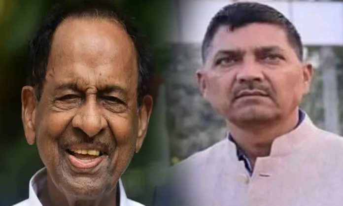 Two former UP MLAs passed Inter