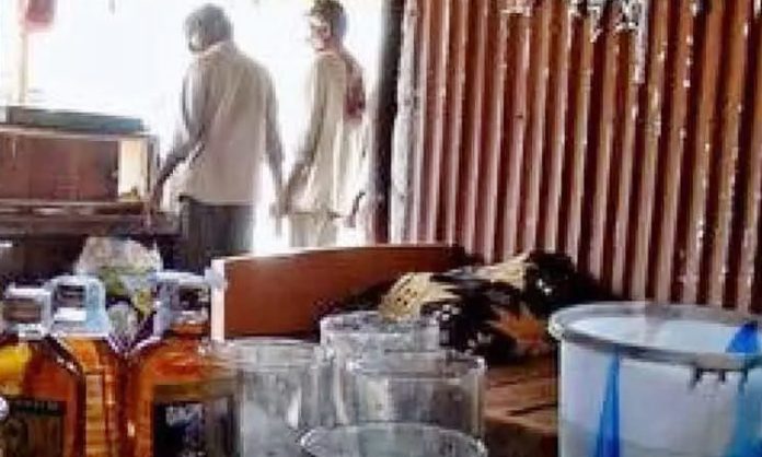 Belt shop clashesh in Villages