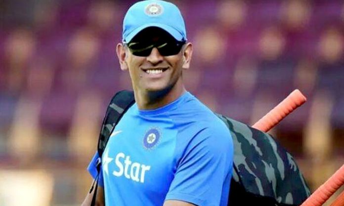 MS Dhoni named to a seat in Wankhede Stadium