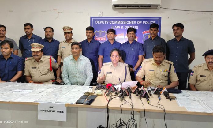 fake insurance certificates Gang arrested