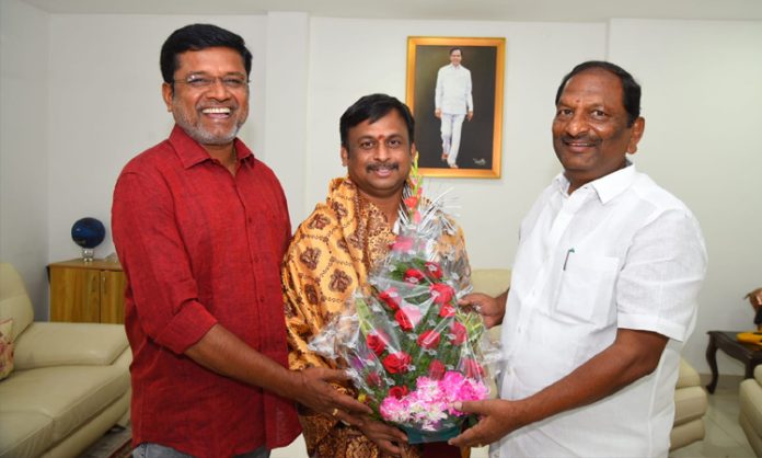 gellu srinivas met minister koppula eshwar