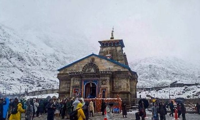 Kedarnath Yatra Stopped due to avalanche warning