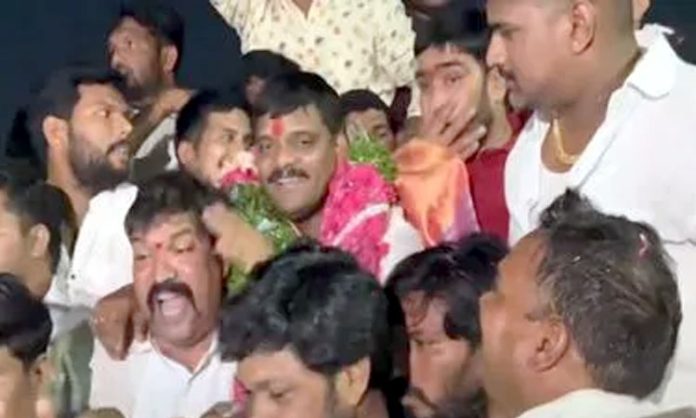 Teenmar Mallanna released from Cherlapally Jail