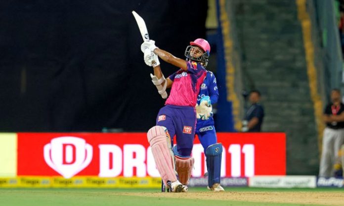 IPL 2023: RR Set 213 runs target for MI