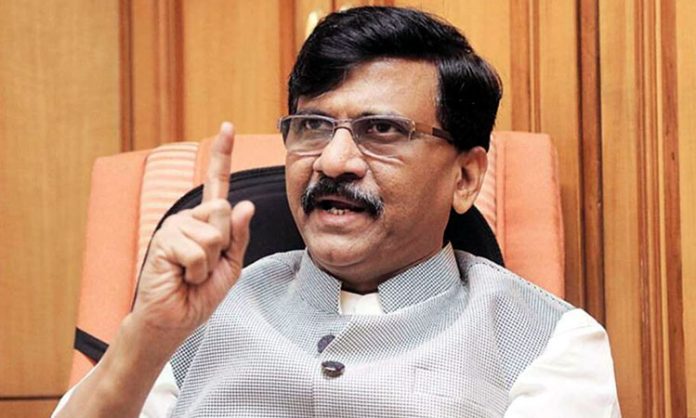 Sanjay Raut say Eknath Shinde govt will collapse