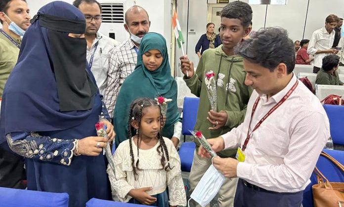 Residents of Telangana reached Delhi