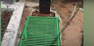 Tomb lock in pakistan