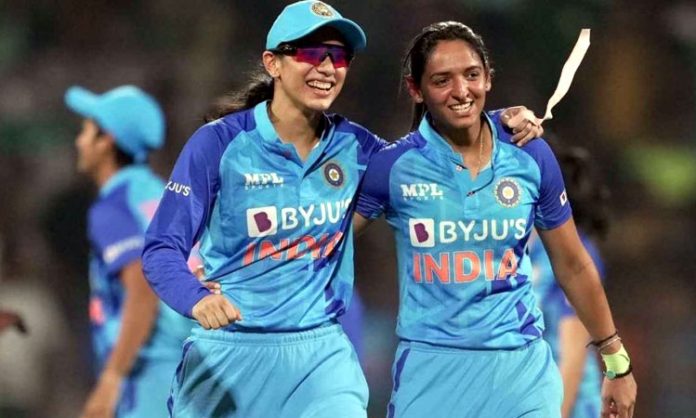 BCCI Announced Contracts of Women's Team