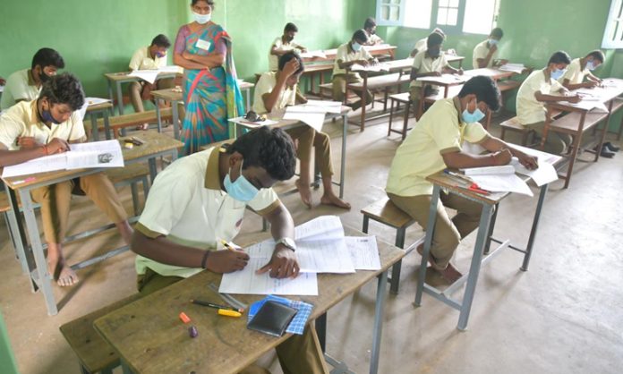 27.5 lakh students fail in class 10