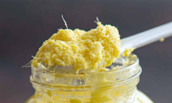 Adulterated ginger garlic paste with chemicals