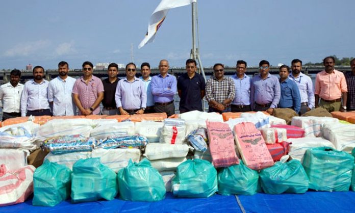 Rs 25000 cr drugs seized from Pak ship