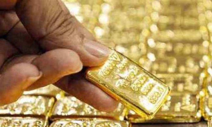 3 Kg gold seized at Shamshabad Airport