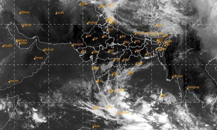 Mocha Cyclone approaching