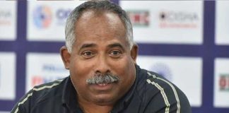 Pakistan hockey team foreign coach resigns