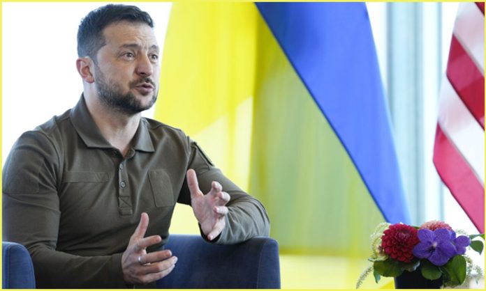 The whole city of Bakhmut was destroyed : Zelensky