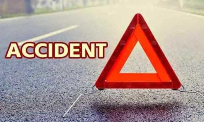 Tipper lorry collided with an oil tanker