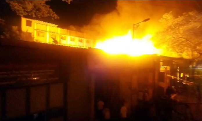 Massive fire breaks out at furniture warehouse in Pune  