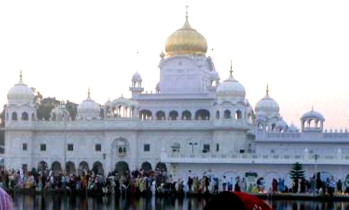 Woman Consuming liquor in Gurudwara