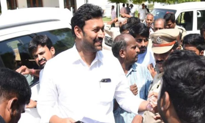 Avinash-Reddy-at-Chanchalguda Jail