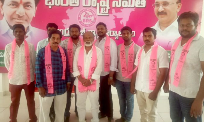 AP leaders join BRS