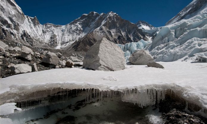 Hindu Kush Himalayas Disappear by 2100