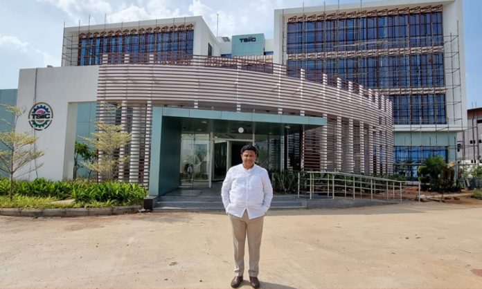 MLA Ganesh Bigala inspected the Nizamabad IT hub