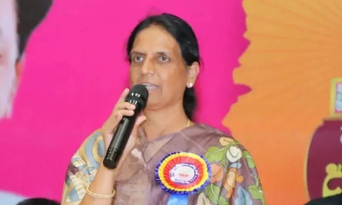 Minister sabitha indra reddy on incidents in Basara RGUKT