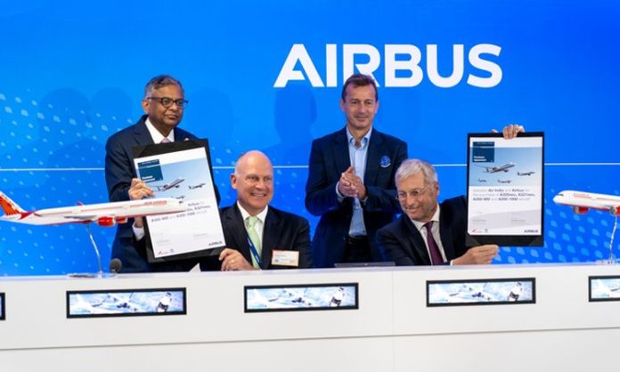 Purchase of 470 aircraft from Boeing and Airbus
