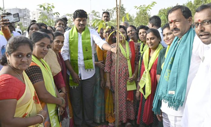 Harita Haaram and Green Challenge should grow : J Santosh Kumar