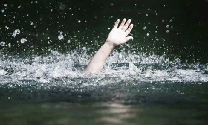 Two people went swimming and drowned in karimnagar