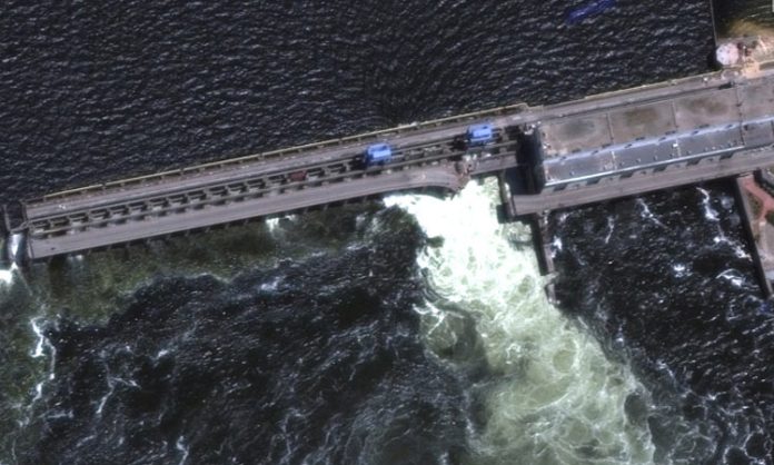 Ukraine blast Kakhovka dam