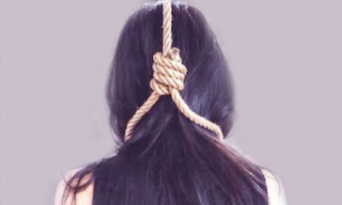 Woman hangs herself with torture in Film nagar